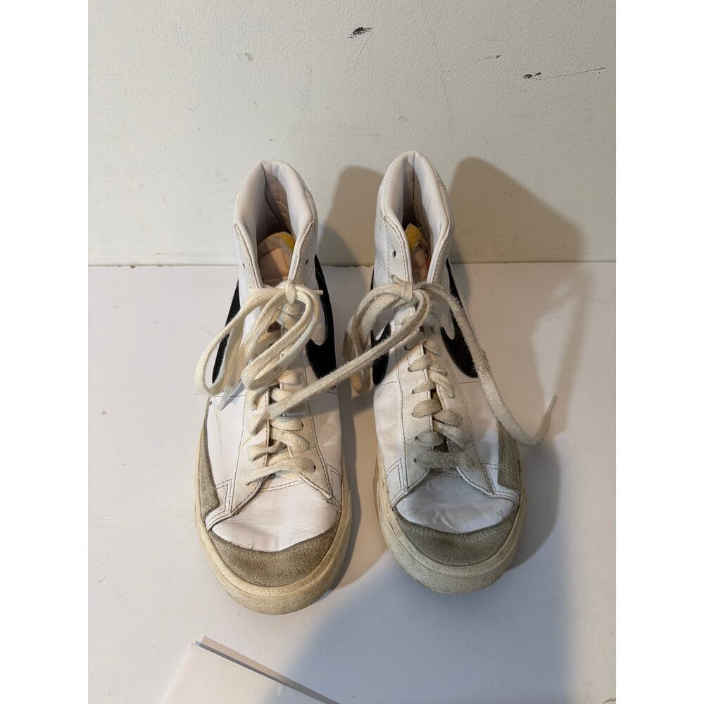 Nike Blazer Mid 77 Vintage White Women's Shoes 8.5 CZ1055-100